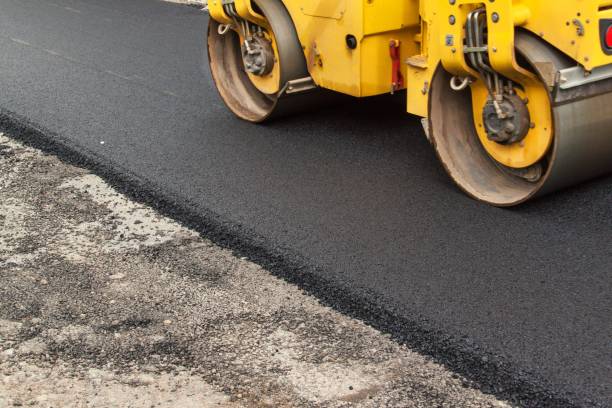Best Driveway Paving Contractor  in Jeannette, PA